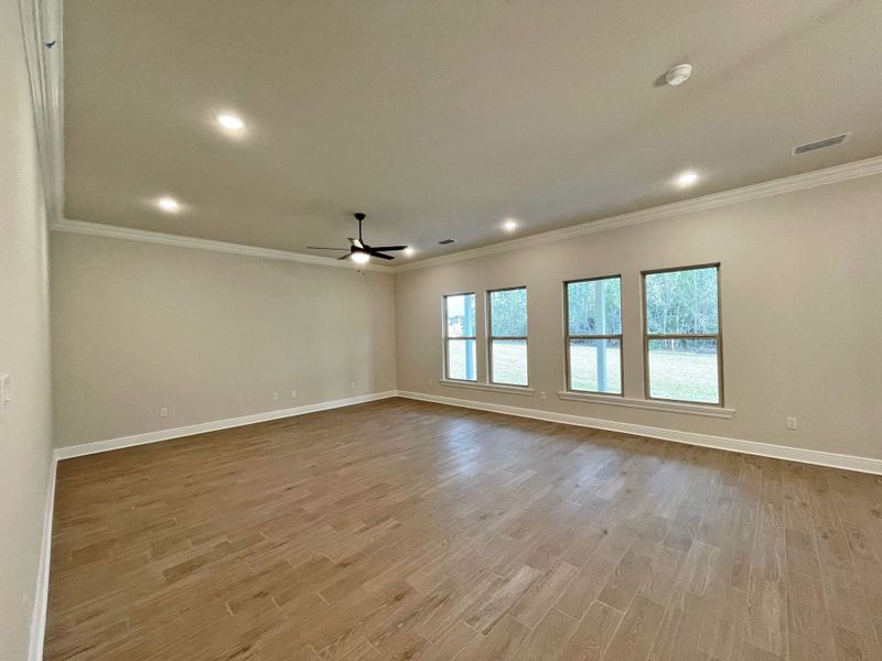 Spacious, unfurnished interior of a new home in Iron Rock, Cantonment (Image 6).