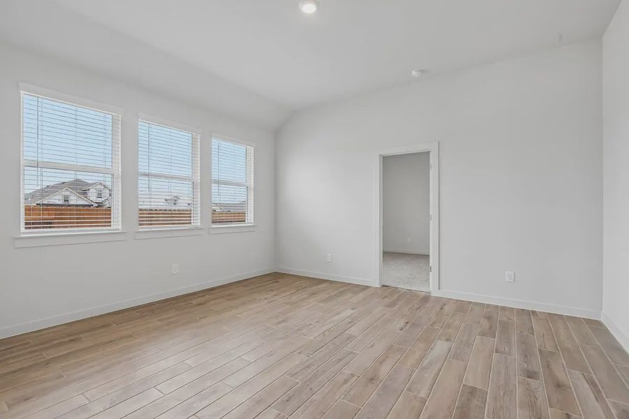Spacious, unfurnished interior of a new home in Stream Waters, Seguin (Image 26). Spacious, unfurnished interior of a new home in Stream Waters, Seguin (Image 26).
