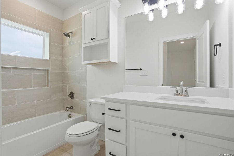 Furnished interior view inside a new home in , Boerne (Image 8).