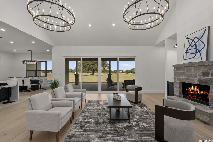 Furnished interior view inside a new home in , Bandera (Image 33).