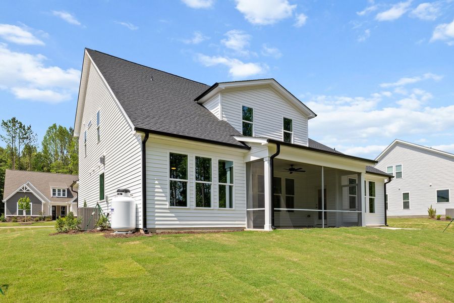 Representative exterior details of a home built from the The Chandler by RobuckHomes in Baylee Ridge, Selma (Image 81).