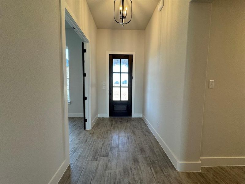 Spacious, unfurnished interior of a new home in Coyote Crossing, Godley (Image 18).