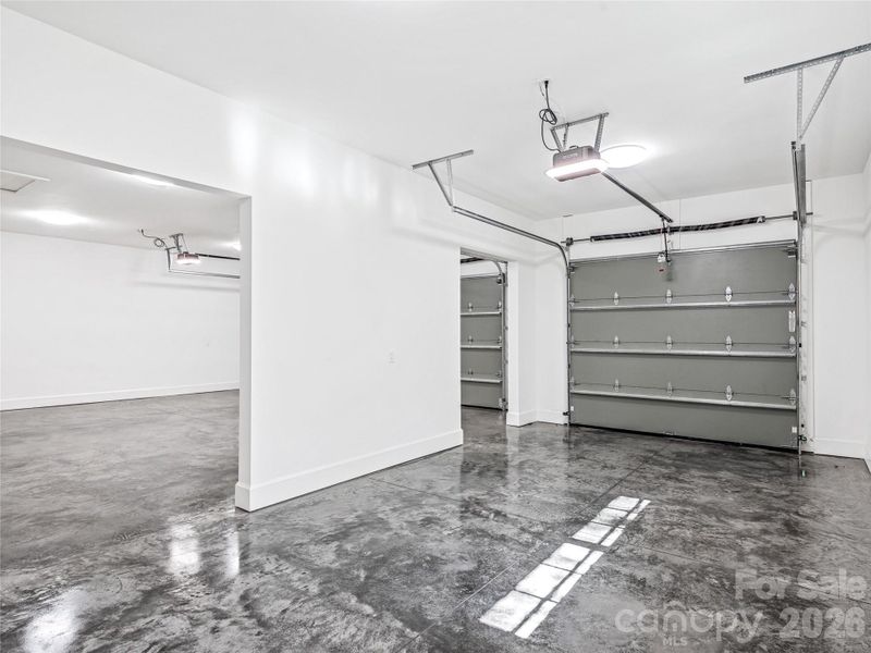 Spacious, unfurnished interior of a new home in , Asheville (Image 25).