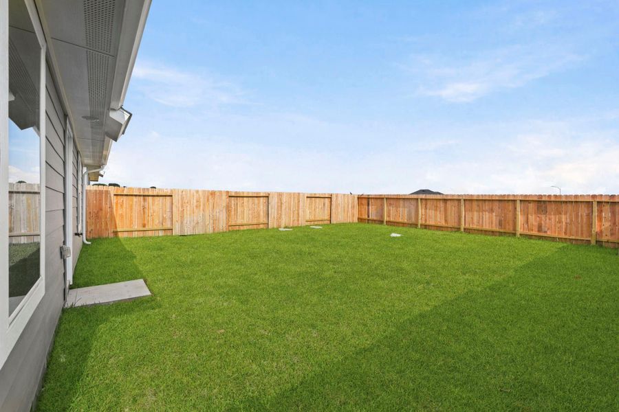 Exterior details and patio area of a home in Sunset Valley, Hockley (Image 2).
