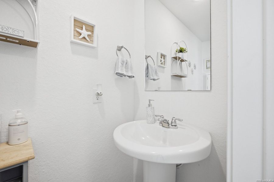 Close-up of interior finishes inside a home in , San Antonio (Image 20). Close-up of interior finishes inside a home in , San Antonio (Image 20).