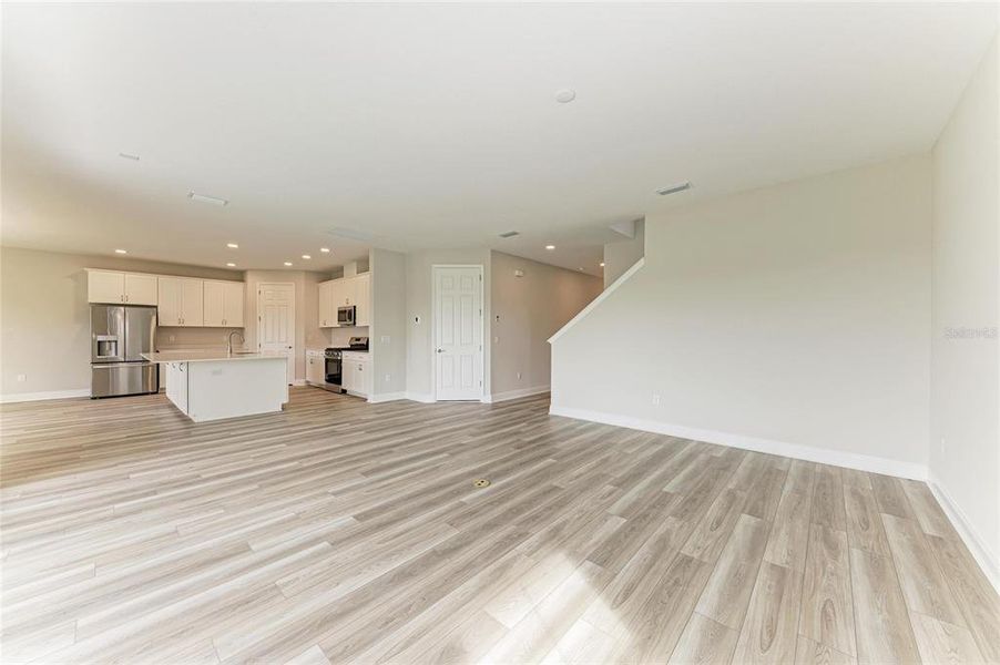 Spacious, unfurnished interior of a new home in Crosswind Ranch, Parrish (Image 33).