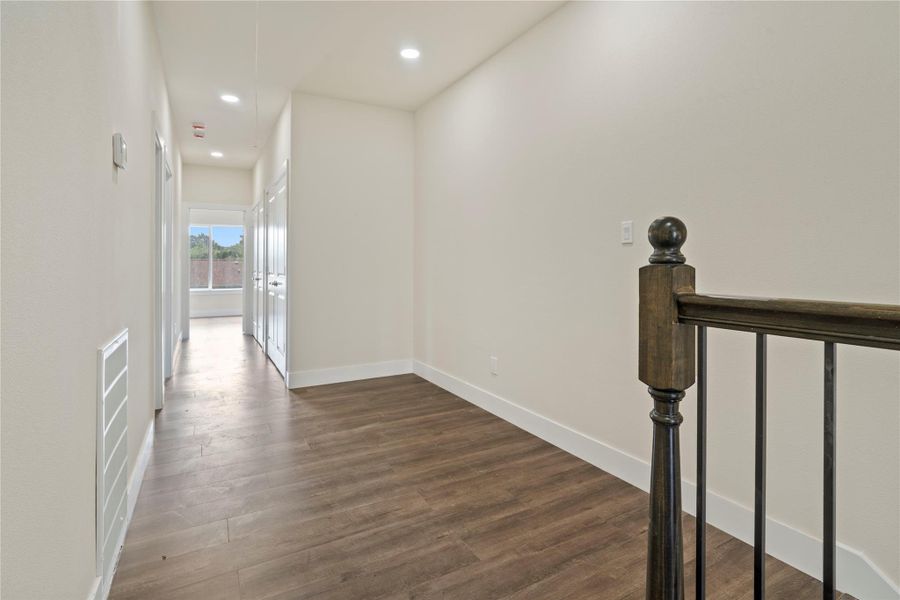Spacious, unfurnished interior of a new home in , Houston (Image 20).