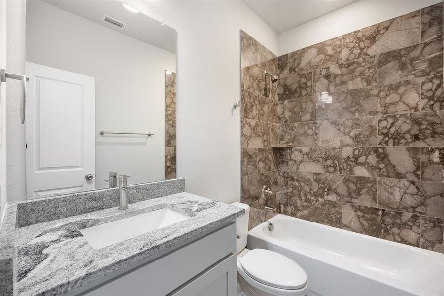 Furnished interior view inside a new home in , Fort Worth (Image 11).