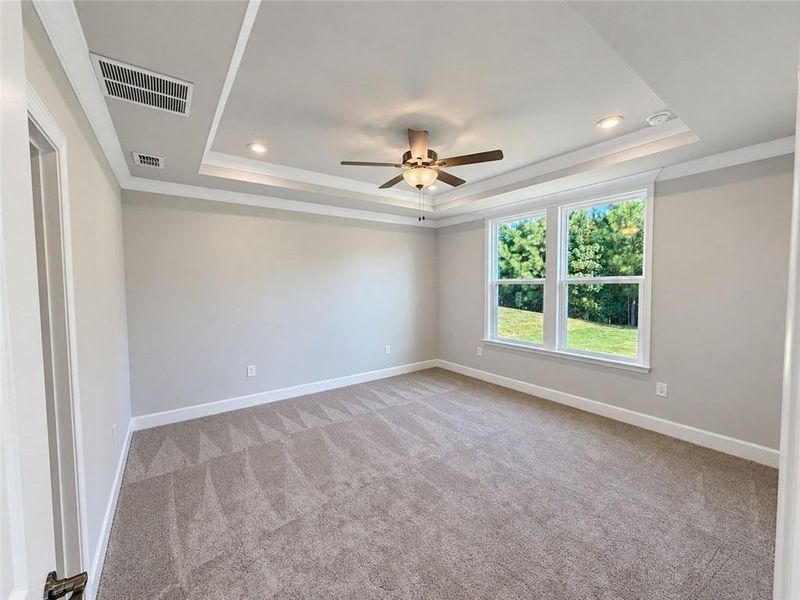 Spacious, unfurnished interior of a new home in Sun City Peachtree, Griffin (Image 9).
