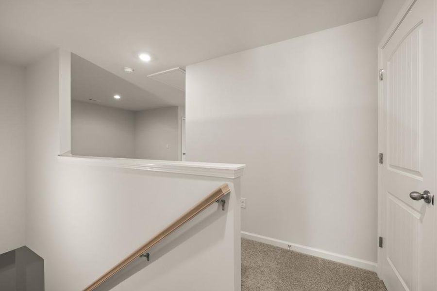 Spacious, unfurnished interior of a new home in Hughes Court, Dawsonville (Image 20).