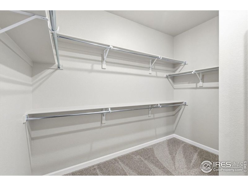 Spacious, unfurnished interior of a new home in Cordovan, Longmont (Image 19).