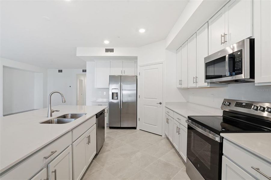 Furnished interior view inside a new home in Legends Cove, Bradenton (Image 10).