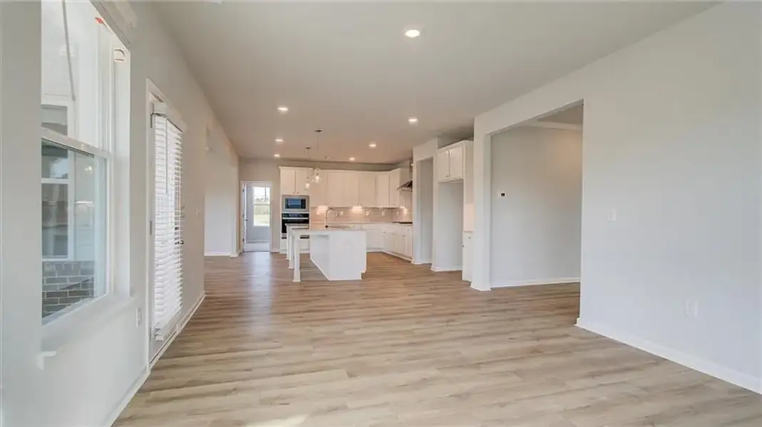 Spacious, unfurnished interior of a new home in Brighton, Locust Grove (Image 19).