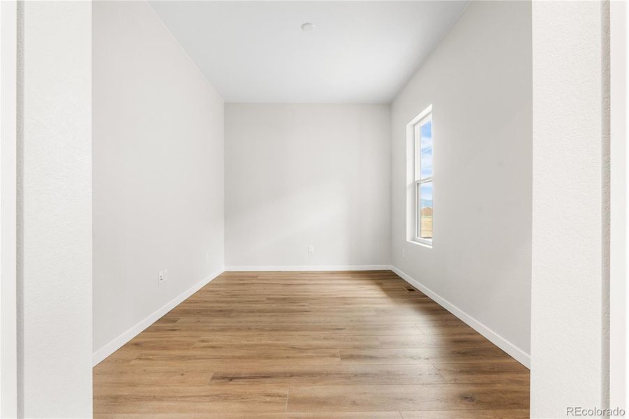 Spacious, unfurnished interior of a new home in Horizon at Solstice, Littleton (Image 18).