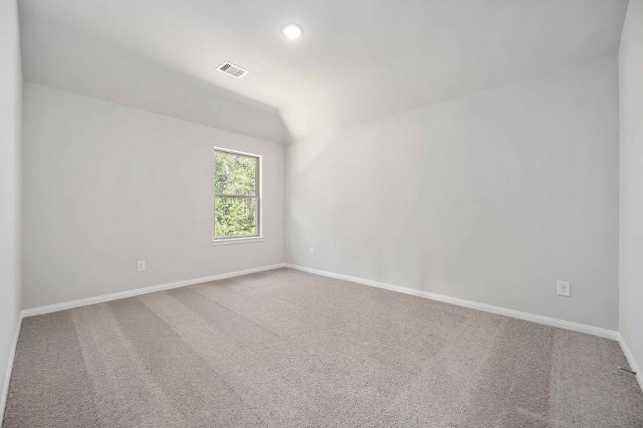 1563 Rd 66114 - Sequoia - Secondary Bedroom 1563 Rd 66114 - Sequoia - Secondary Bedroom