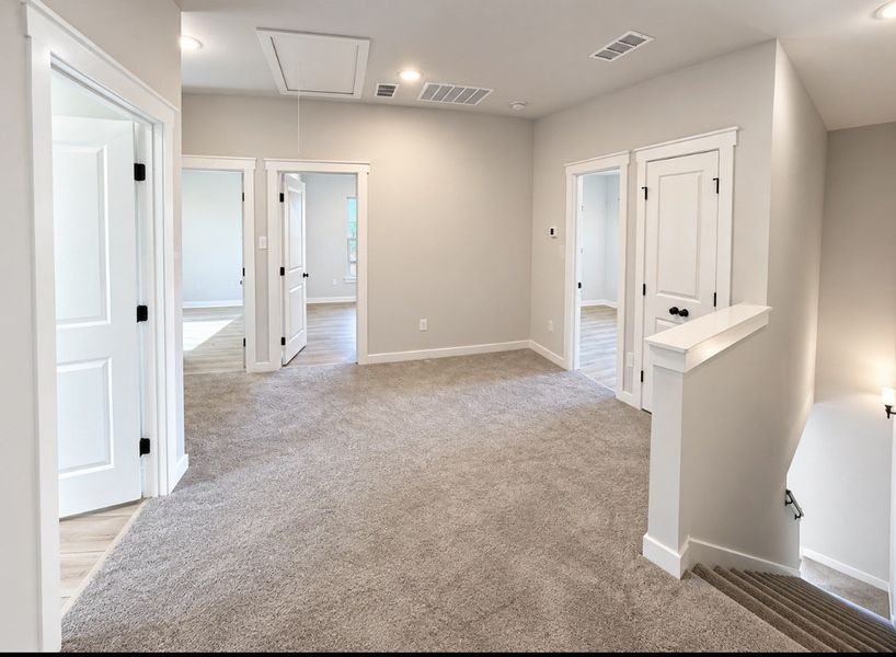 Spacious, unfurnished interior of a new home in Hickory Cove, Burns (Image 15). Spacious, unfurnished interior of a new home in Hickory Cove, Burns (Image 15).
