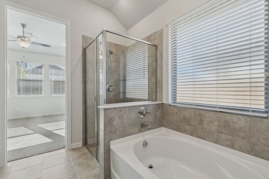 Representative furnished interior of a home built from the Tucson by Chesmar Homes in Avondale, Fate (Image 5). Representative furnished interior of a home built from the Tucson by Chesmar Homes in Avondale, Fate (Image 5).