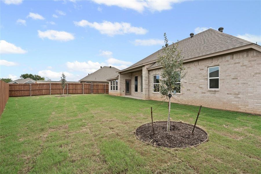 Exterior details and patio area of a home in , Springtown (Image 4).