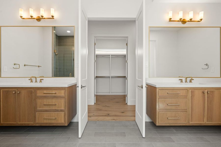 Furnished interior view inside a new home in , Houston (Image 8).