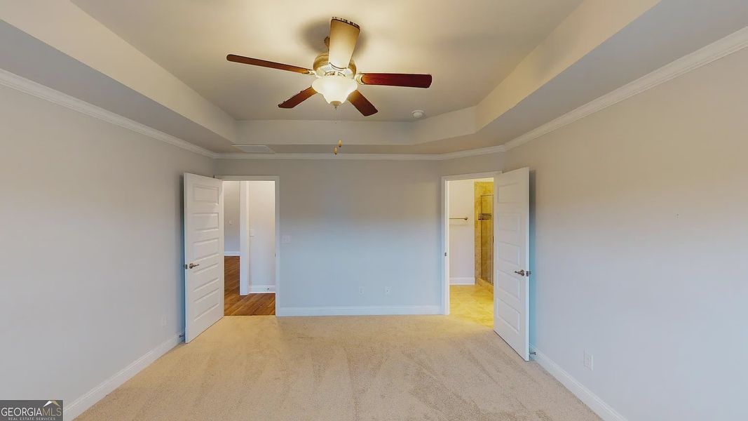 Spacious, unfurnished interior of a new home in Oakview Estates, Macon (Image 19).