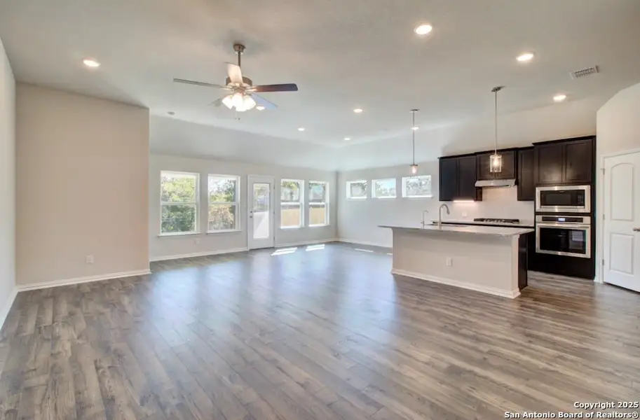 Furnished interior view inside a new home in Veranda, San Antonio (Image 11).