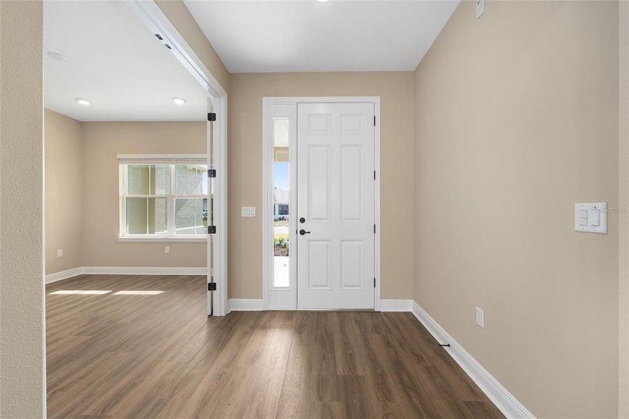 Spacious, unfurnished interior of a new home in , Ocala (Image 16).