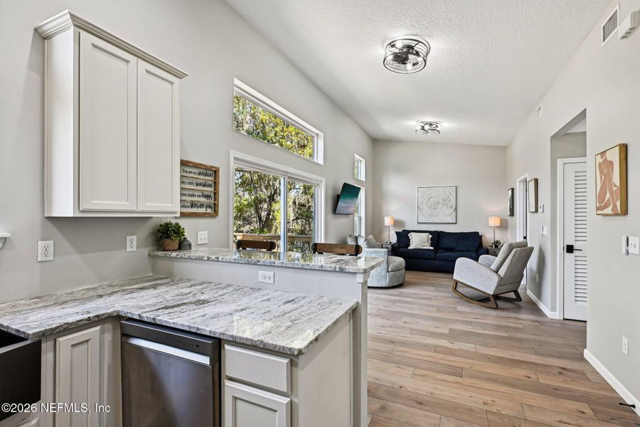 Furnished interior view inside a new home in , Middleburg (Image 11).