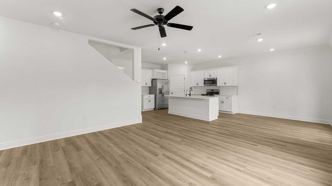 Spacious, unfurnished interior of a new home in Nellie Preserve, Santa Rosa Beach (Image 18).