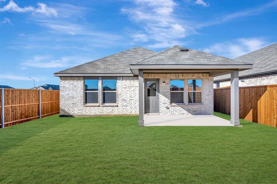 Exterior details and patio area of a home in Meadow Park, Denton (Image 3). Exterior details and patio area of a home in Meadow Park, Denton (Image 3).
