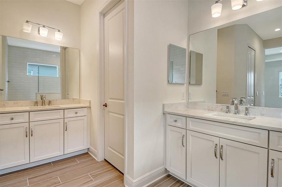 Furnished interior view inside a new home in , Venice (Image 14).