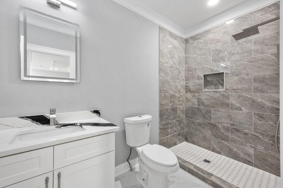 Furnished interior view inside a new home in , Acworth (Image 14).