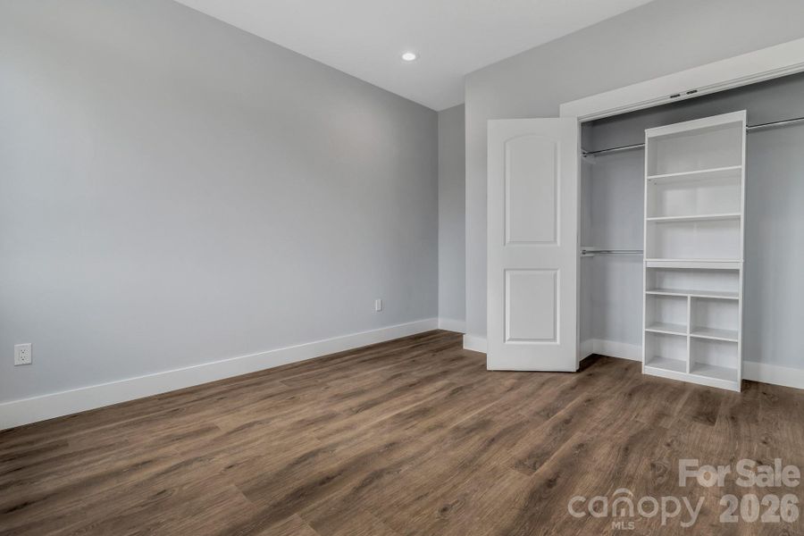 Spacious, unfurnished interior of a new home in , Asheville (Image 22).