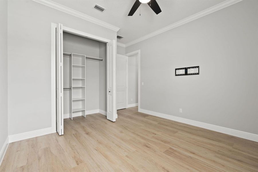42-web-or-mls-DSC02645 42-web-or-mls-DSC02645