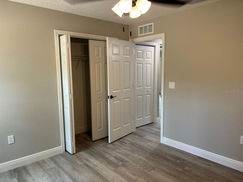 Spacious, unfurnished interior of a new home in , Dunnellon (Image 26).