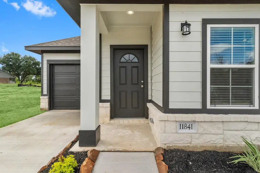 Images are for illustrative purposes only. Actual home features, colors, materials, and finishes may vary. Images are for illustrative purposes only. Actual home features, colors, materials, and finishes may vary.