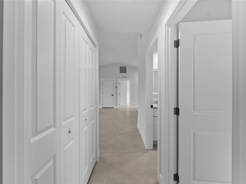 Spacious, unfurnished interior of a new home in , Port Charlotte (Image 48).