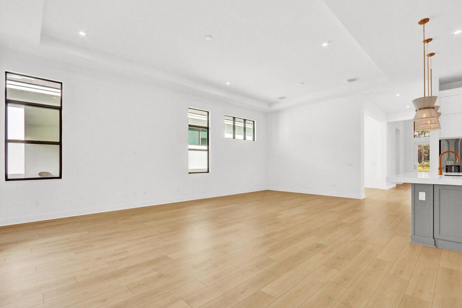 Spacious, unfurnished interior of a new home in Cove Royale, Stuart (Image 25).