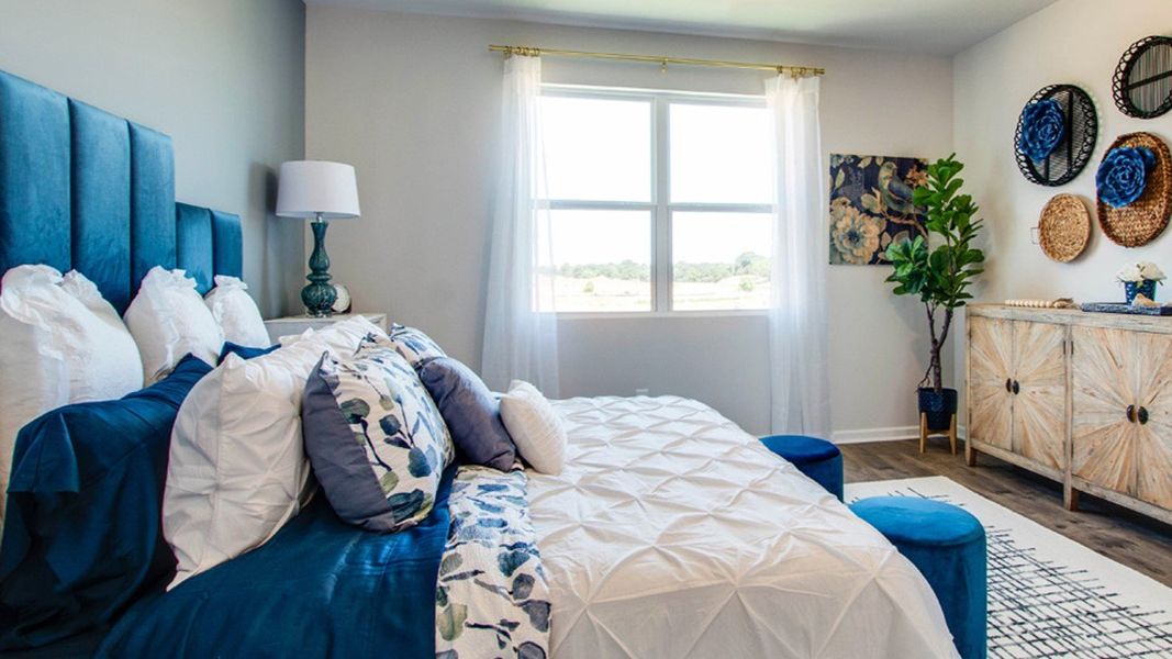 Furnished interior view inside a new home in Legacy Farms, White House (Image 19).