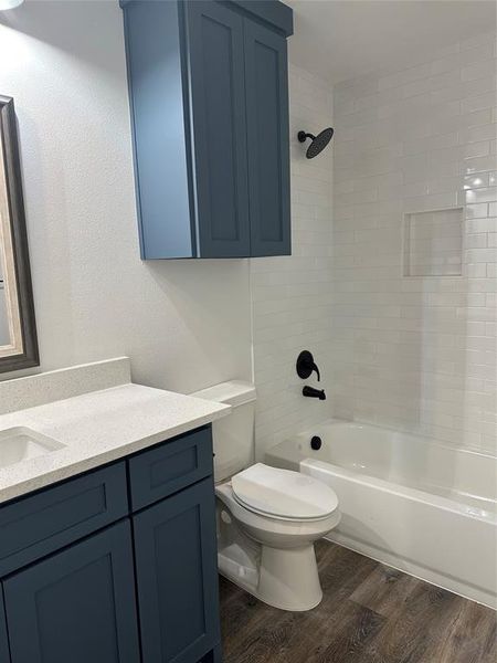 Furnished interior view inside a new home in , Rockwall (Image 8).