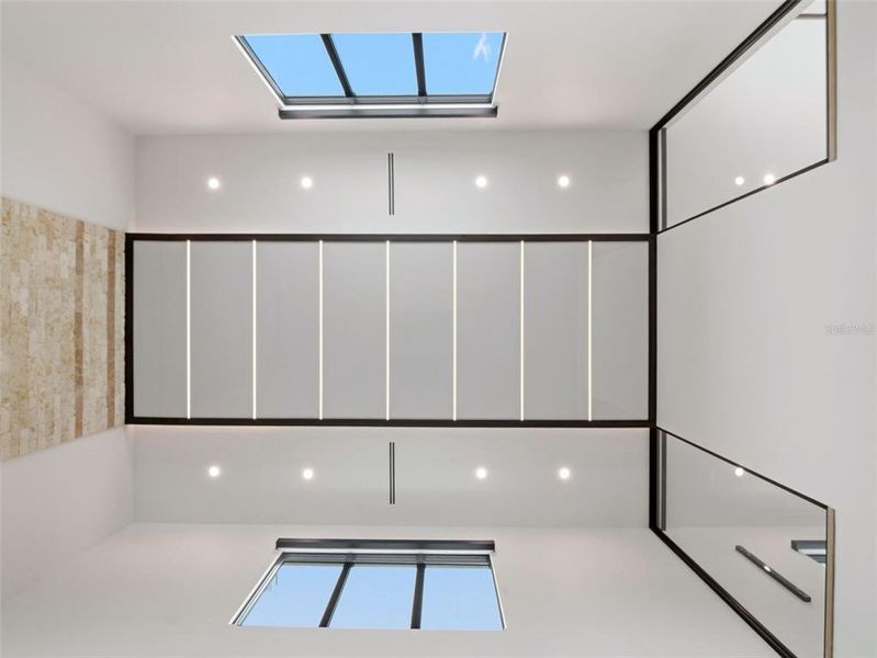 Image 86 of a home in .