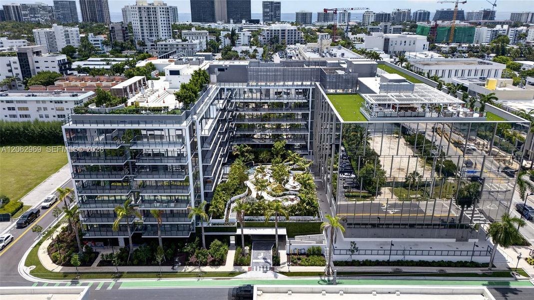 Condo located in Bay Harbor Islands, FL showcasing its design and architecture (Image 5).