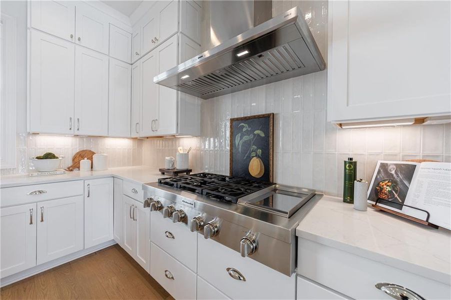 Furnished interior view inside a new home in , Alpharetta (Image 15).