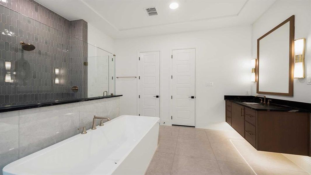 Furnished interior view inside a new home in Fields 50', Frisco (Image 9).