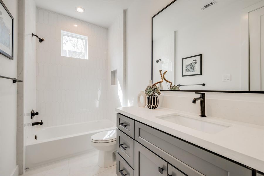 ASK ABOUT CUSTOMIZATION OPTIONS DURING CONSTRUCTION ONLY *MAZZARINO MODEL HOME * PHOTOS MAY SHOW A SIMILAR FLOOR PLAN AND/OR UPGRADED/ALTERNATIVE FINISHES * Please use these photos as a guide *THIS IS AN ACTIVE CONSTRUCTION SITE, BUYERS MUST REQUEST APPOINTMENT TO BE ON PREMISE AT ALL TIMES.