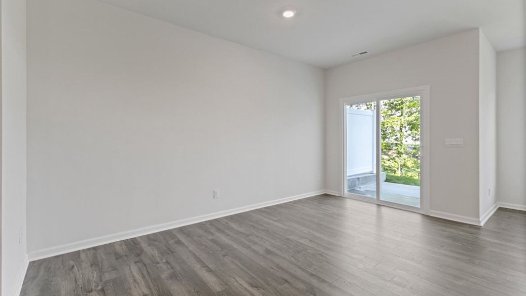 Spacious, unfurnished interior of a new home in Copper Run South, Durham (Image 14).
