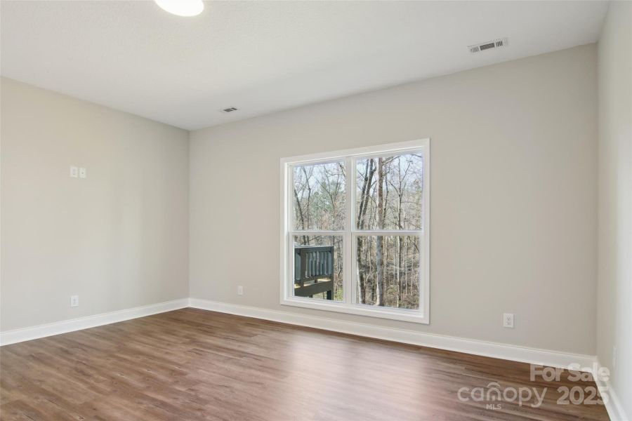 Spacious, unfurnished interior of a new home in , Bryson City (Image 18).
