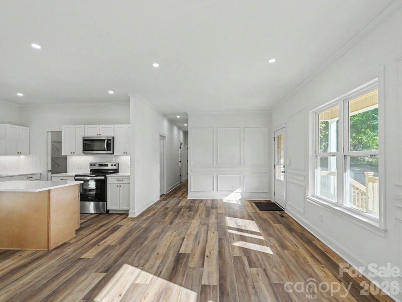 Spacious, unfurnished interior of a new home in , Mooresville (Image 38).