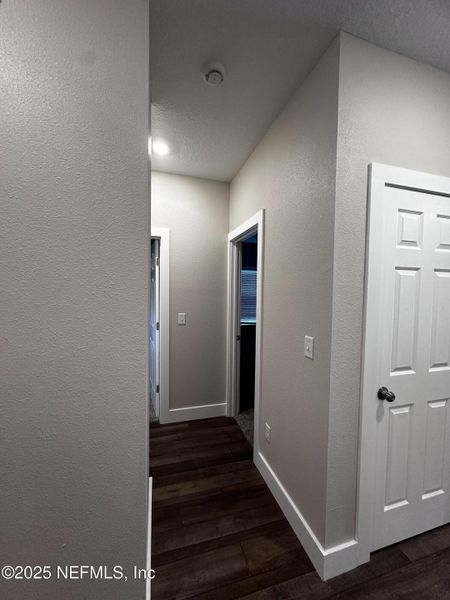 Spacious, unfurnished interior of a new home in , Jacksonville (Image 14).