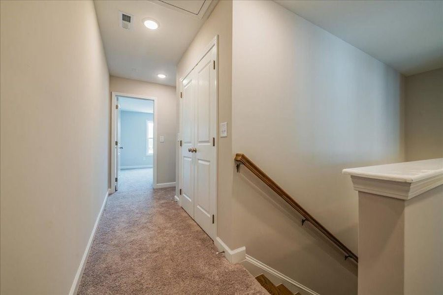 Spacious, unfurnished interior of a new home in Wilkins Walk, Mableton (Image 36).