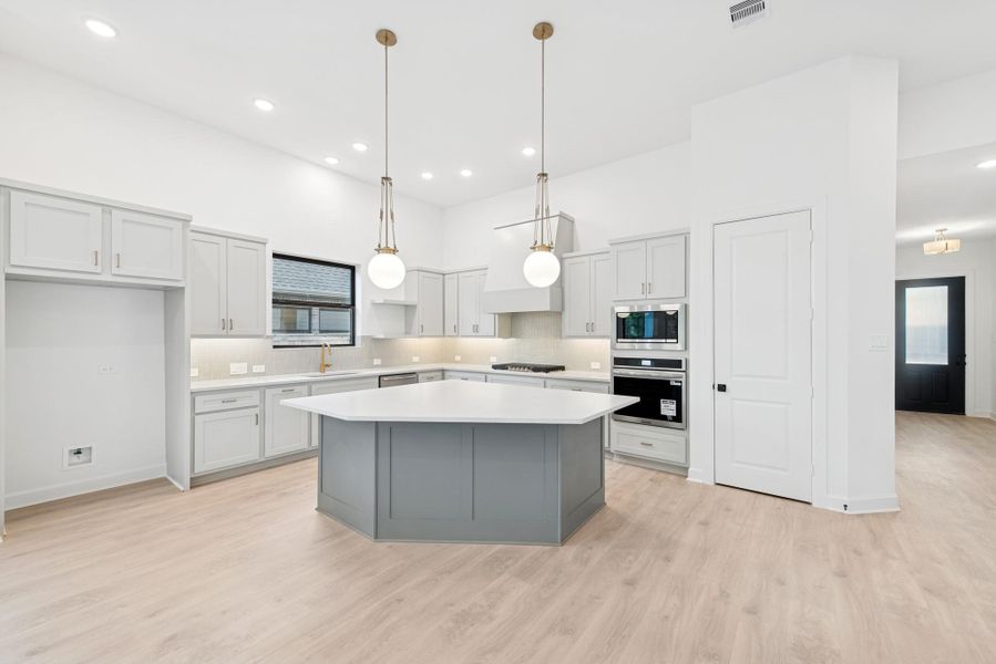 Furnished interior view inside a new home in Kresston, Magnolia (Image 9).